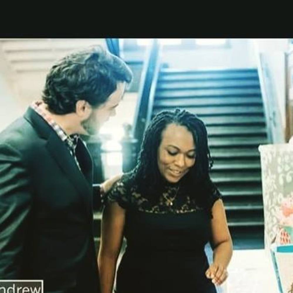 Meet your Posher, Dee