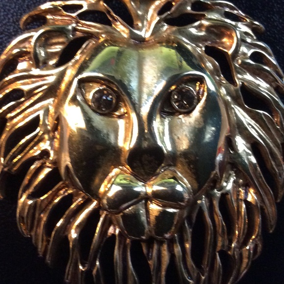 Fashion Jewelry | Large Lion's Head Slider Pendant - Picture 3 of 7