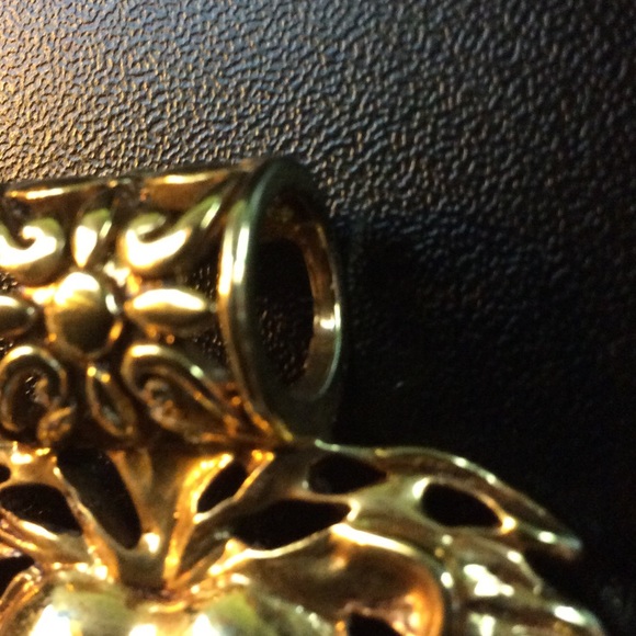 Fashion Jewelry | Large Lion's Head Slider Pendant - Picture 4 of 7