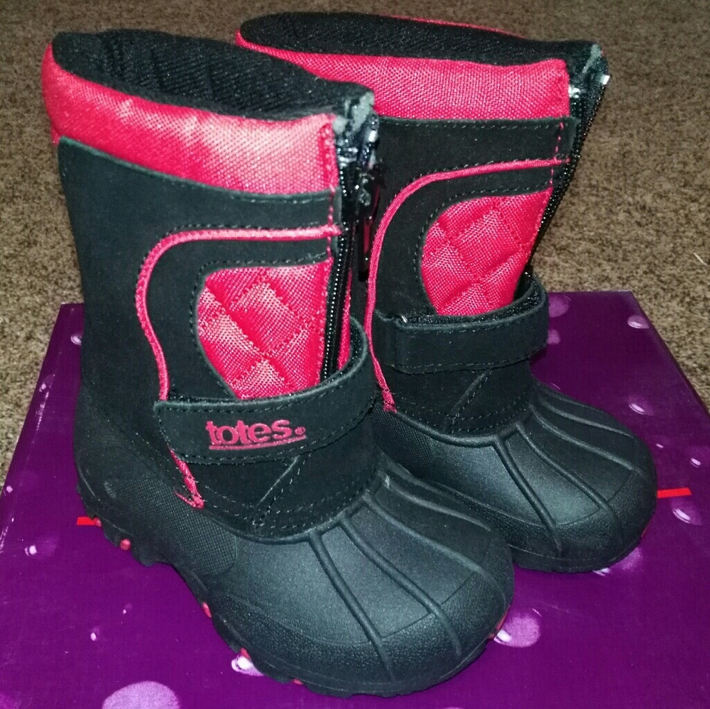 Kid's Snow Boots Toddler Size 6 Medium