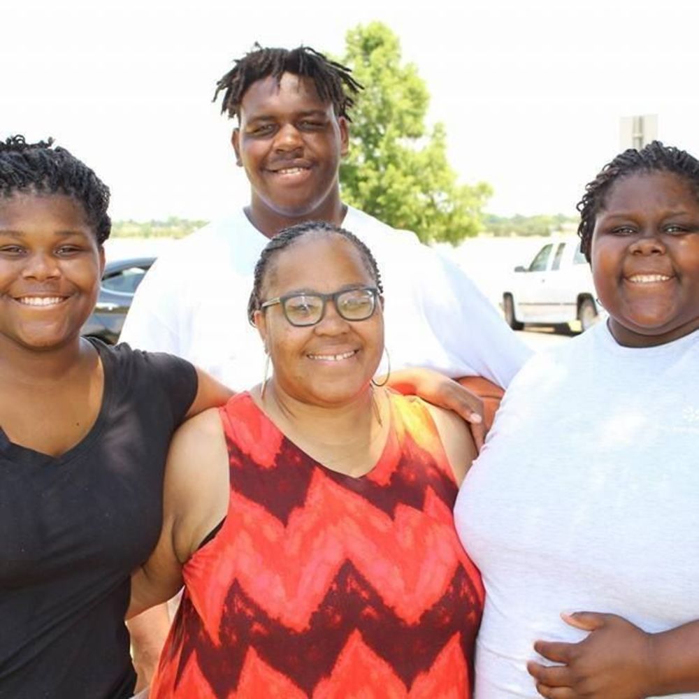 Meet your Posher, Marquise