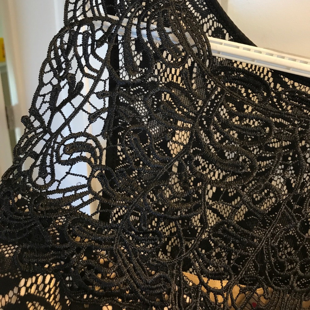 Dress - Picture 4 of 6