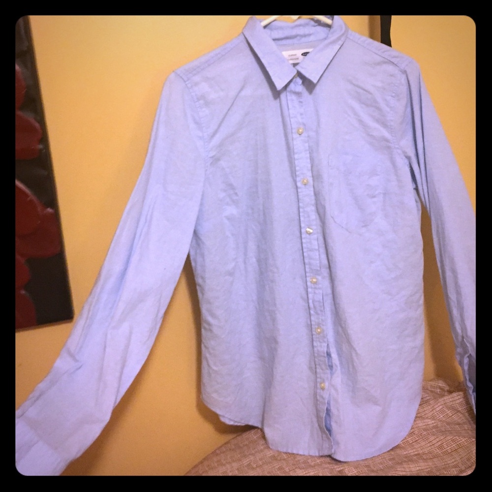 Old Navy light blue button up shift.