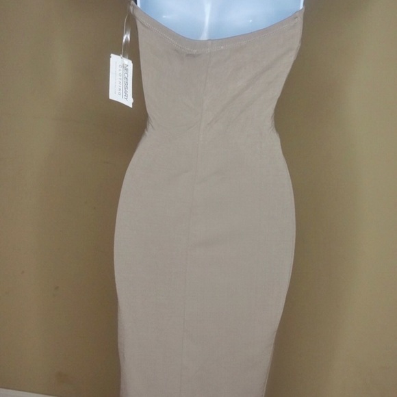 Tan going out dress - Picture 2 of 2