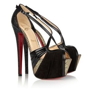 Size 41/11 Christian louboutin divinoche heels Size 41/11 Christian louboutin divinoche heels