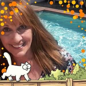 Meet your Posher, Sandy