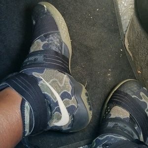 Meet your Posher, Grady