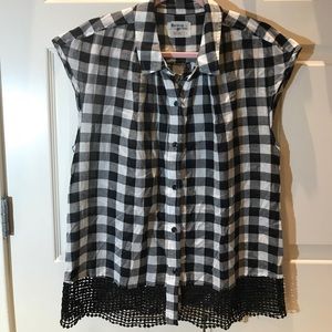 Anthropologie holding horses top sz M NWOT Anthropologie holding horses top sz M NWOT