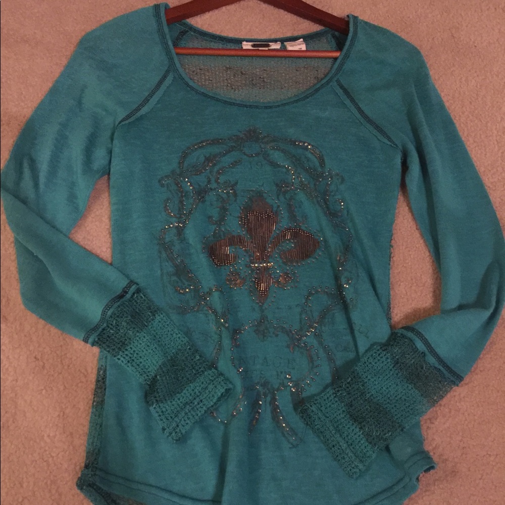 Miss Me fashion Tee size Small