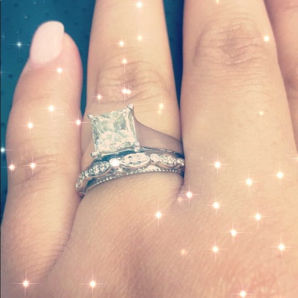 Meet your Posher, Laura - Picture 7 of 8