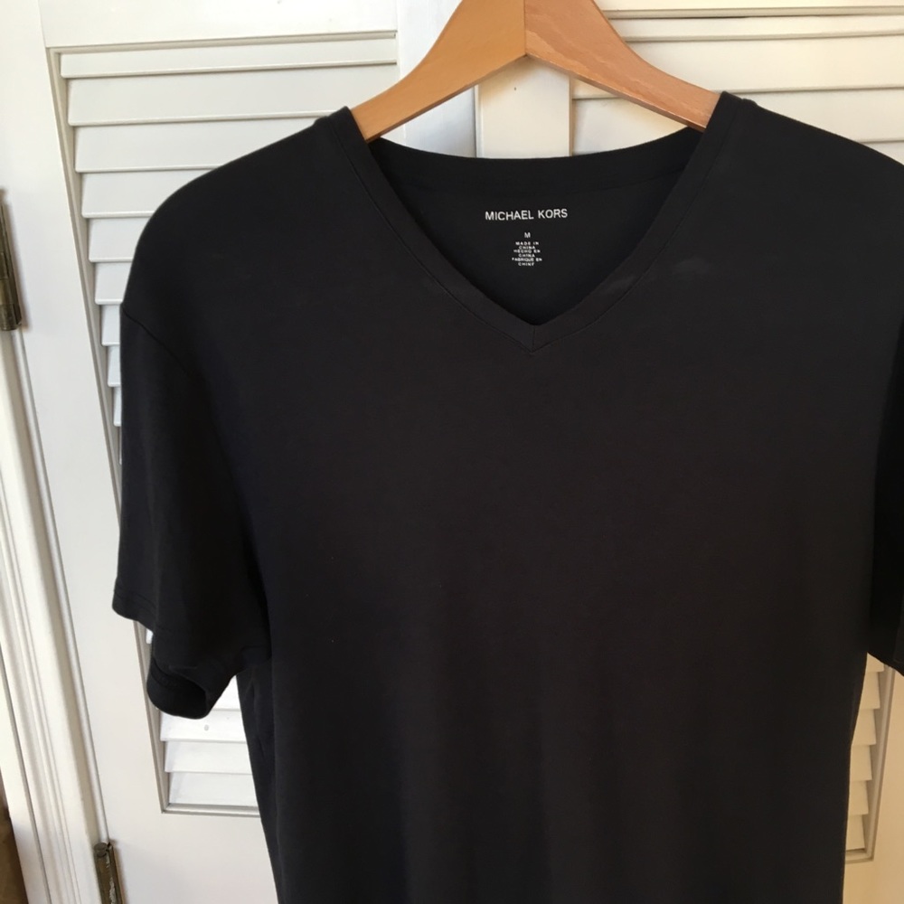 Men’s Michael Kors tee shirt