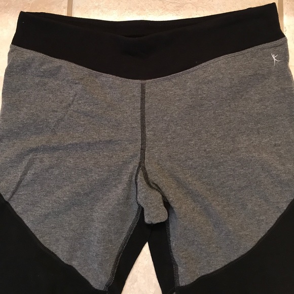 ❌❌SOLD❌❌ - Picture 2 of 3