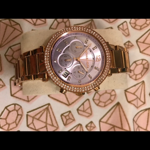 Used Michael kors women’s watches - Picture 4 of 7