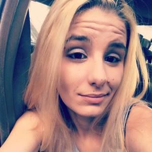 Meet your Posher, Lexci