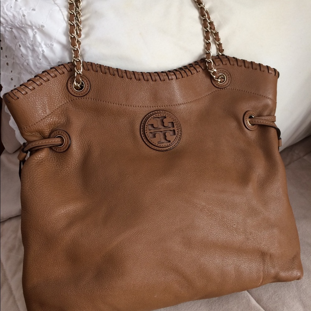 TORY BURCH MARION SLOUCHY DRAWSTRING TOTE $200