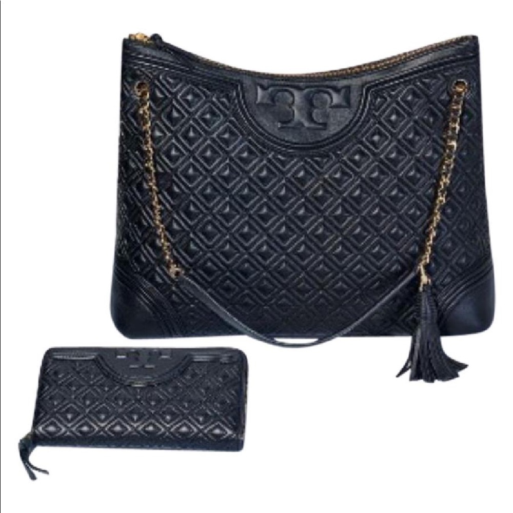 Tory burch fleming set( tote and wallet)