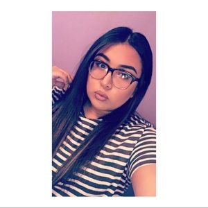 Meet your Posher, Angela