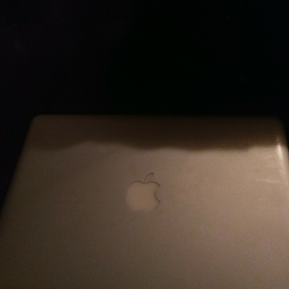 Apple computer - Picture 2 of 2