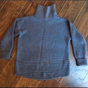 High-low sweater. Free add on item!