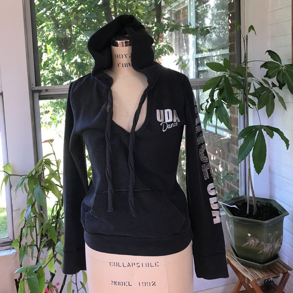 Women's sweater