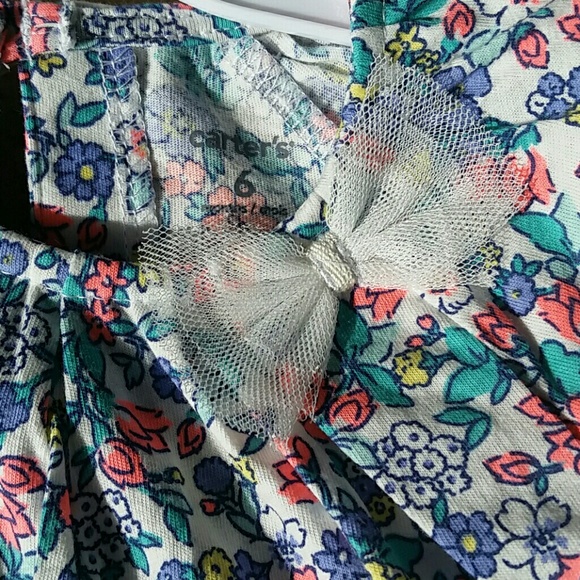 Carter's Baby Girls 2 Piece Outfit. 6 months. - Picture 4 of 6