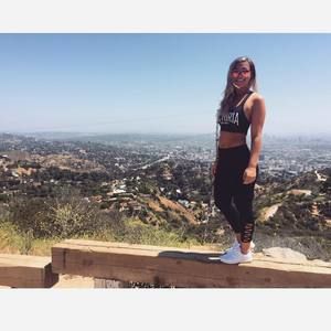 Meet your Posher, Kenzie