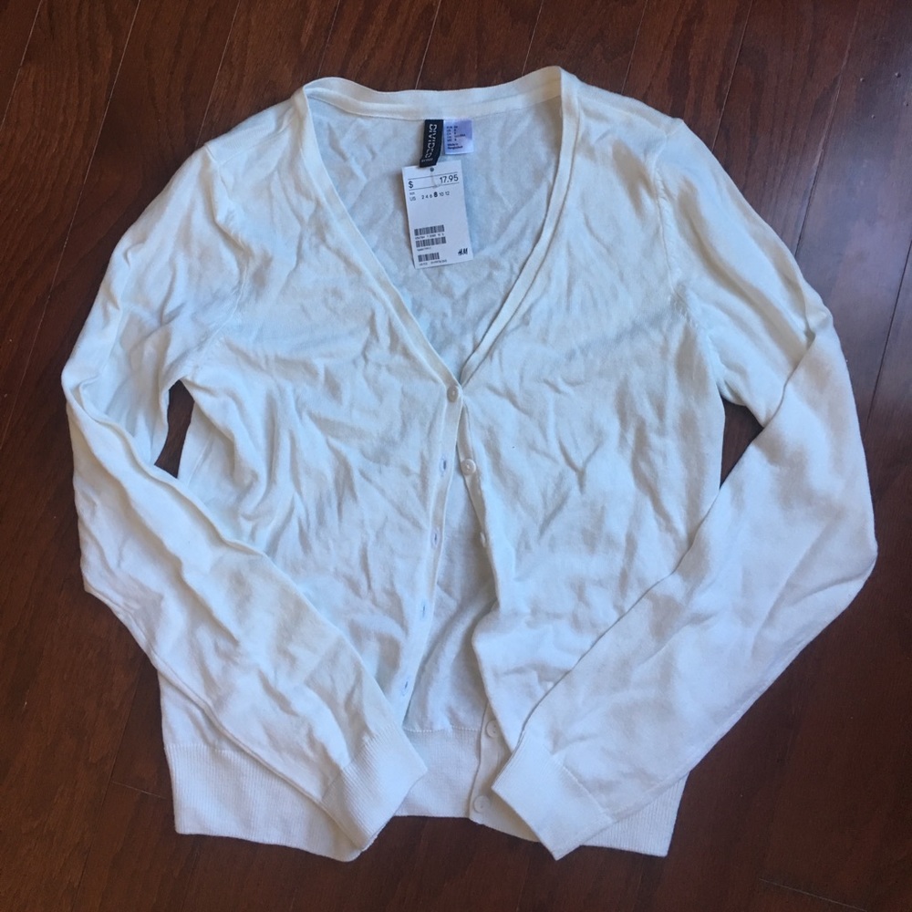 White NWT cardigan