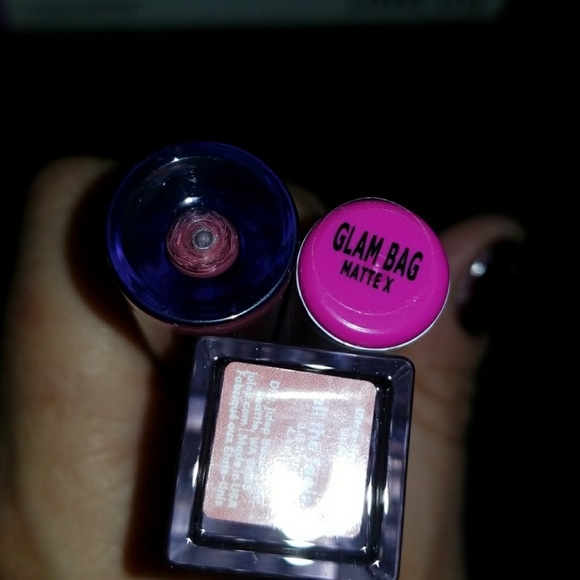 Fun Lippy Bundle! - Picture 2 of 3