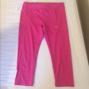 Yoga Capri Nike work out pants