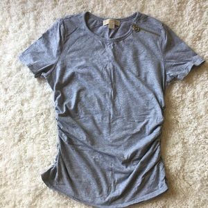 MK tee shirt with logo zippered shoulder