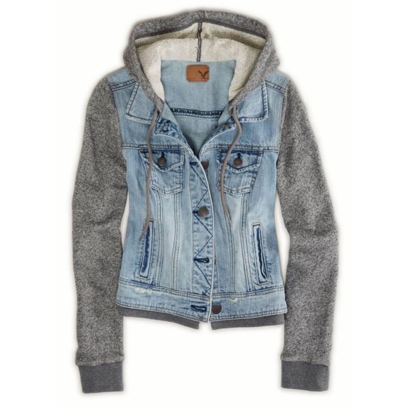 American Eagle Outfitters Jackets & Blazers - AEO DENIM HOODED JACKET