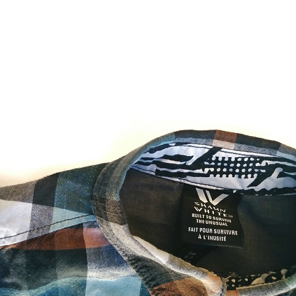 👦SHAUN WHITE Plaid Short Sleeve Button 👕 - Picture 3 of 3