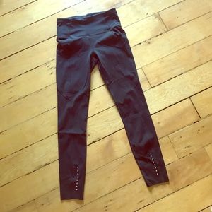 Luluemon 7/8 pants size 4