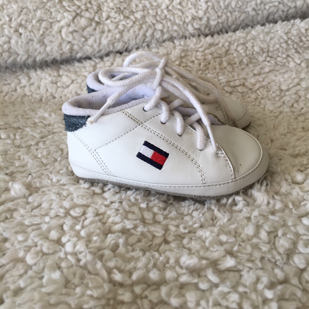 Baby tommy shoes!!