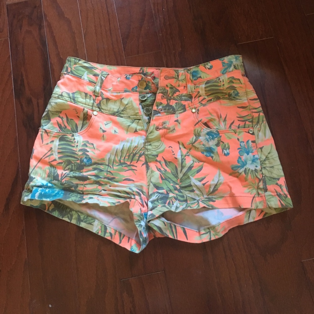 Tropical high waist shorts