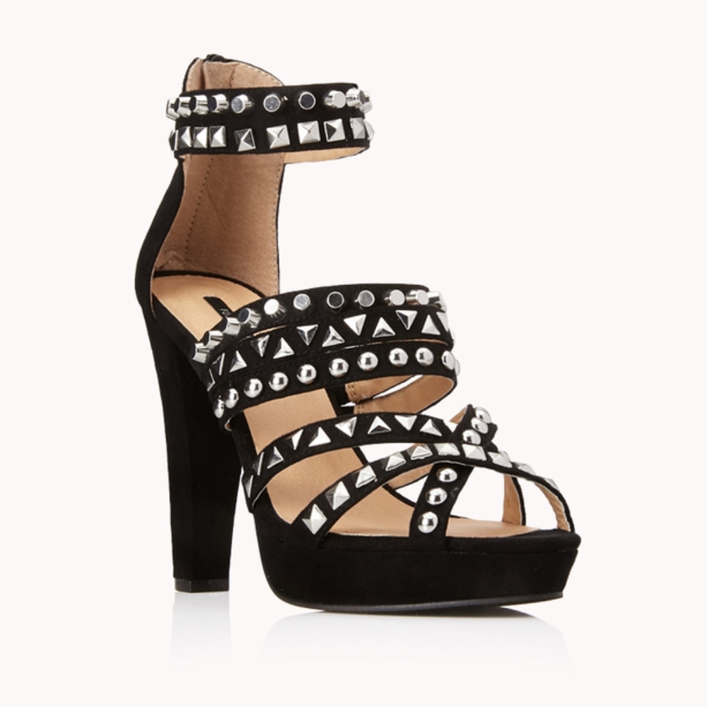 Forever 21 Studs Platform NEW