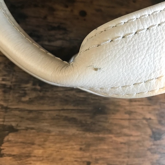 Michael Kors Cream Leather Handbag - Picture 6 of 8