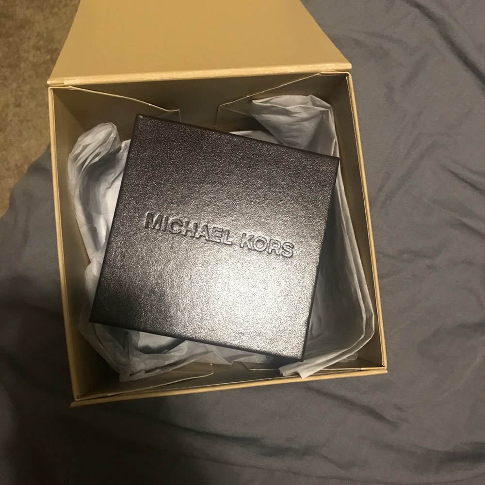 Men's Michael Kors Watch - Picture 3 of 5