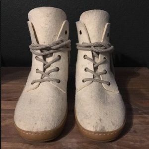 Women's Zuzii Wool Boots