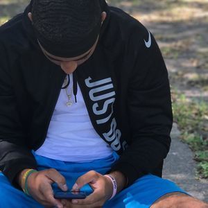 Meet your Posher, Ej