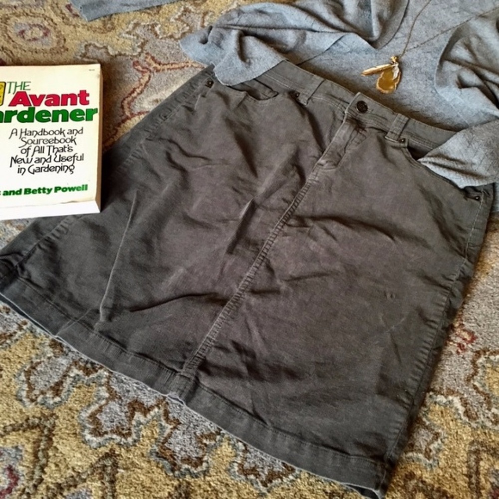 Moss Green Corduroy Skirt from BASS, Size 8