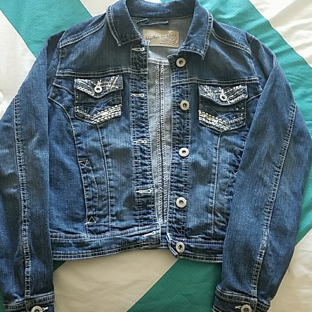 🚫🚫 SOLD 🚫🚫 denim Jacket