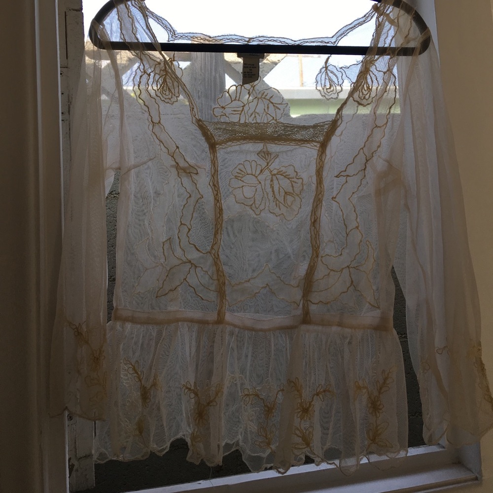Odell’s nylon (looks like netting and lace) top