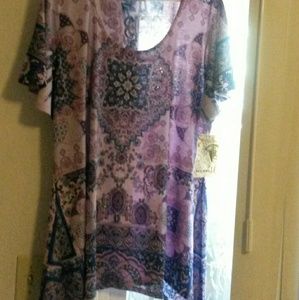 One World Ladies Top 1x.,  NWT