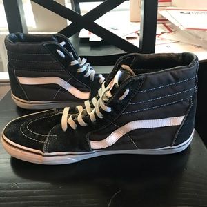 VANS HI-TOPS