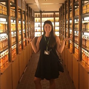 Meet your Posher, Courtney