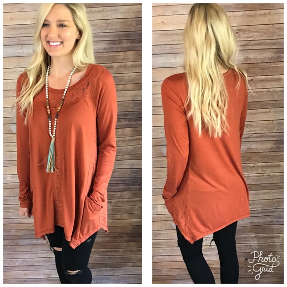 LAST in each Size❗️Lace Pocket Tunic - Picture 2 of 3