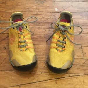 Columbia Omnigrip Hiking Shoes Size 8