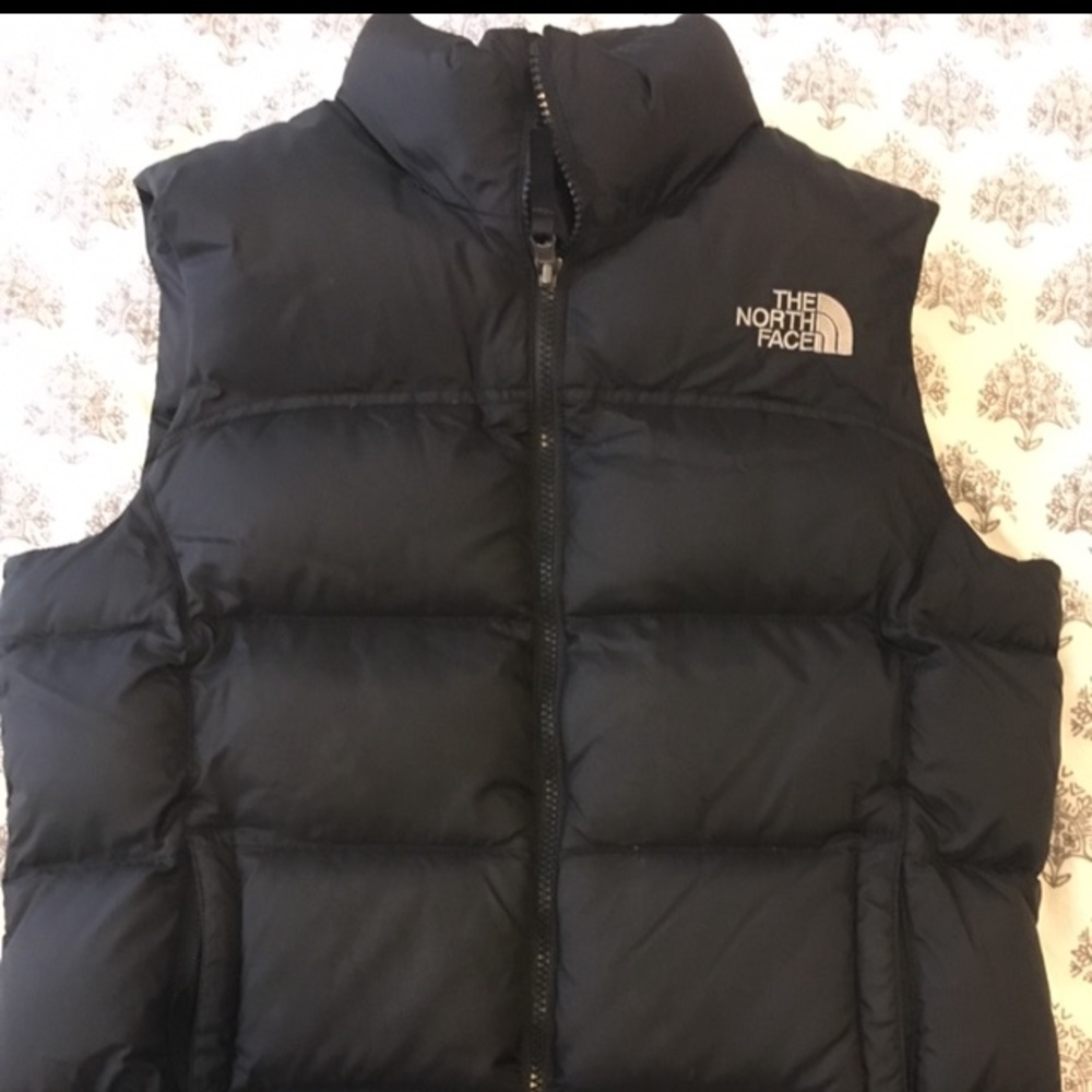 Black North Face vest. Excellent condition
