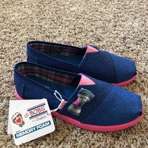 Girls Lil BOBS shoes. Girls Lil BOBS shoes.